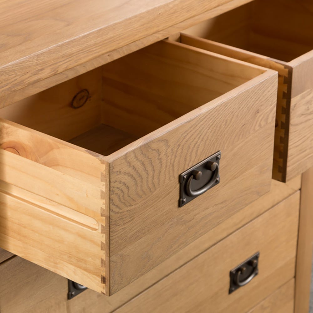 Winchester Oak 2 Over 3 Chest