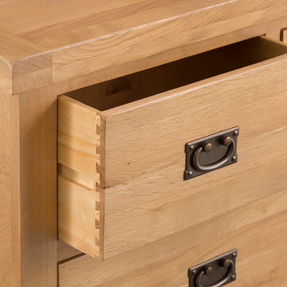 Winchester Oak 3 Over 4 Chest