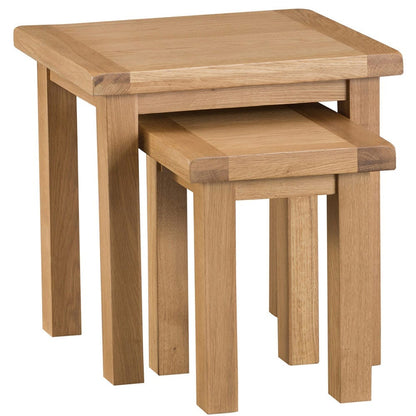 Winchester Oak Nest of 2 Tables